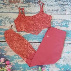 Fabletics  Lacy Workout Bundle